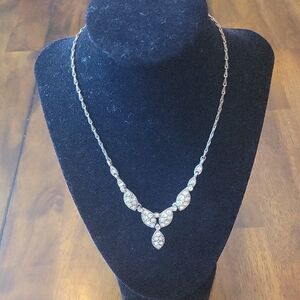 Vintage Elegant Silver Necklace with Crystal Accents